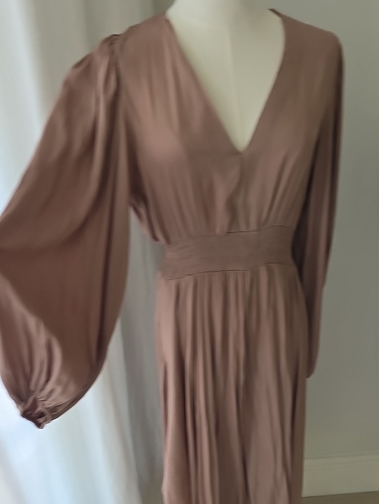grade & gather Dresses & Skirts - Flowing Long-Sleeve V-Neck Maxi Dress in Dusty Mauve